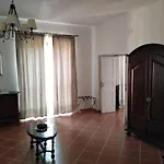 Palazzo Laurice Διαμέρισμα *